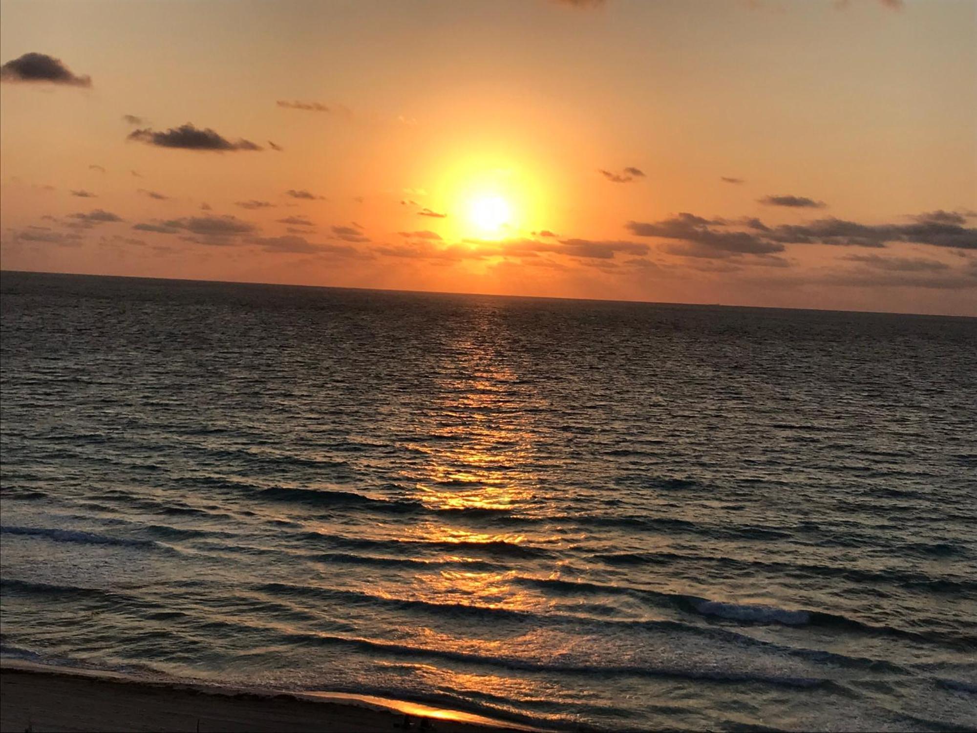 Ocean View Apartment Cancun Bagian luar foto